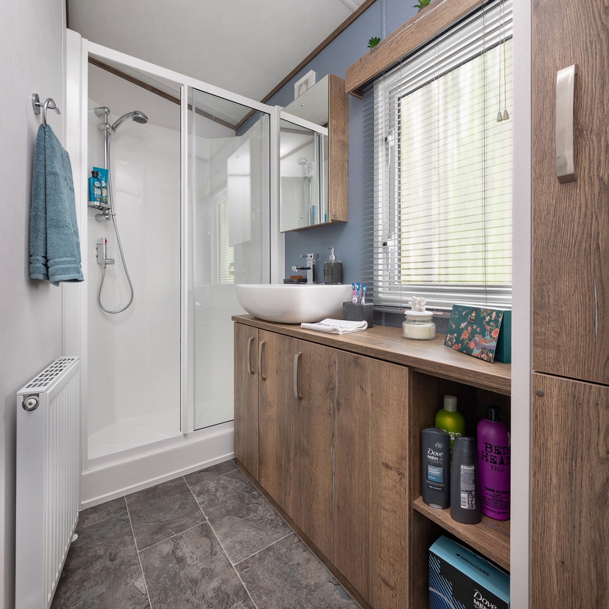 https://thefamilyparksgroup.co.uk/wp-content/uploads/2023/09/Carnaby-Shower.jpg